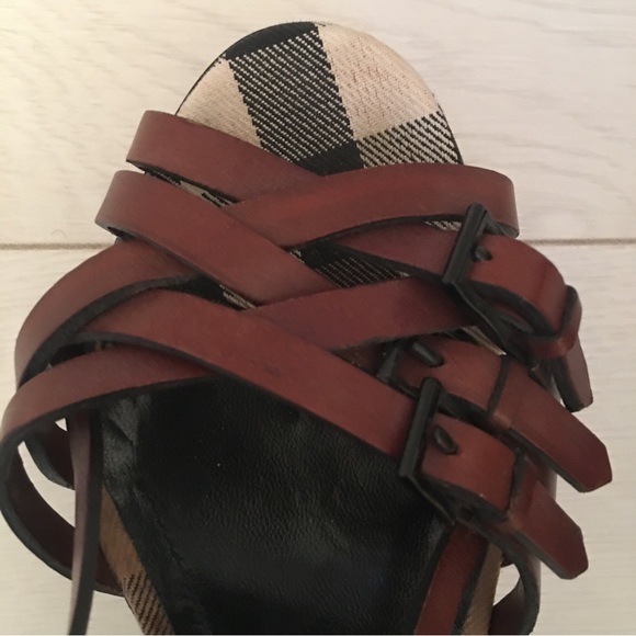 Burberry Heels - Picture 8 of 14